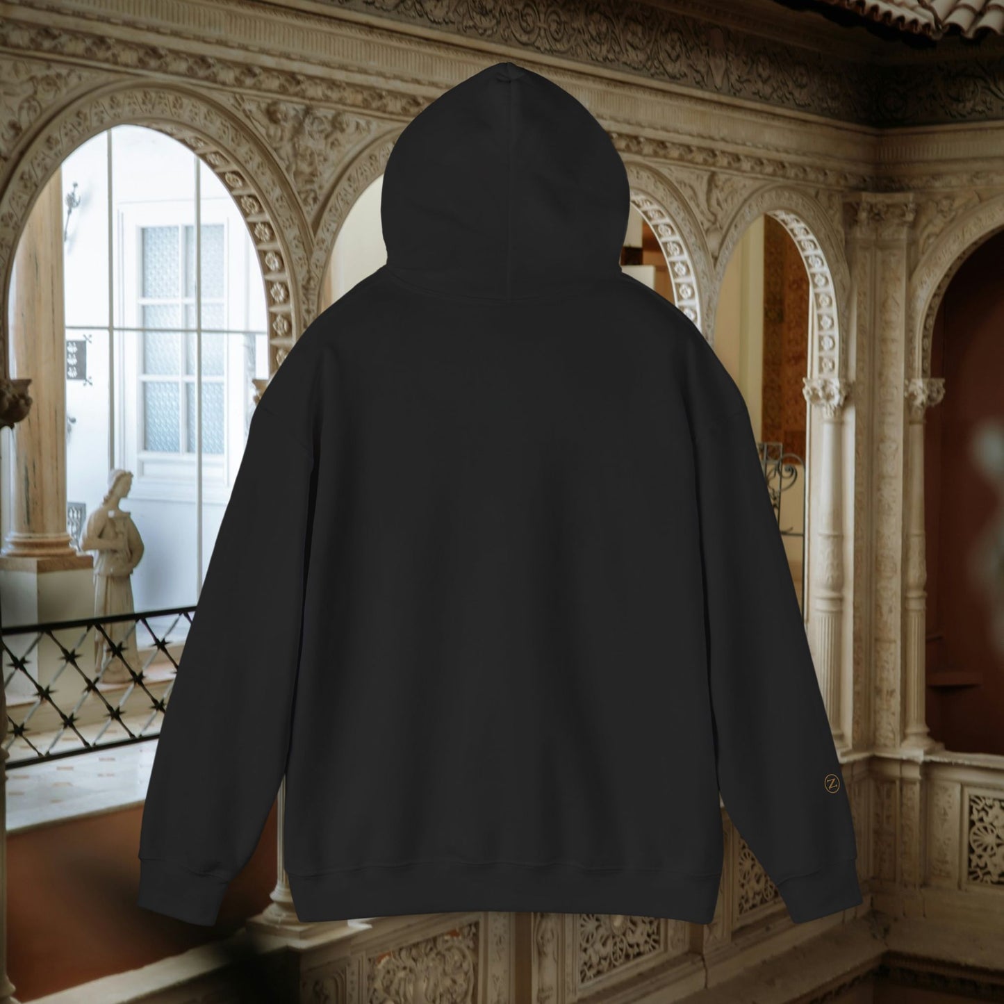 Bold & Classic Signature Pullover With Minimal NADERA Logo